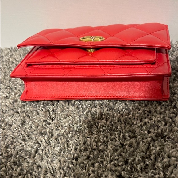 Balenciaga Red Leather XS Quilted Sharp Belt Bag - Picture 6 of 14